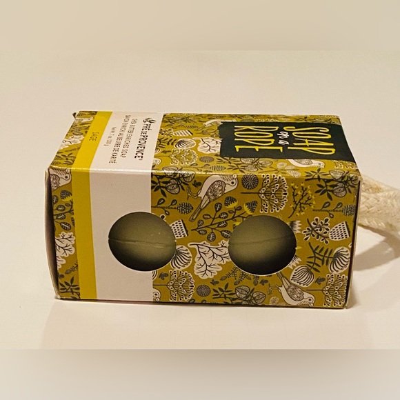 Pre de Provence Sage & Shea Butter Soap on a Rope - Picture 6 of 10